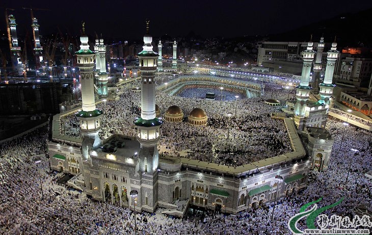 全球数百万穆斯林云集麦加 场面蔚为壮观