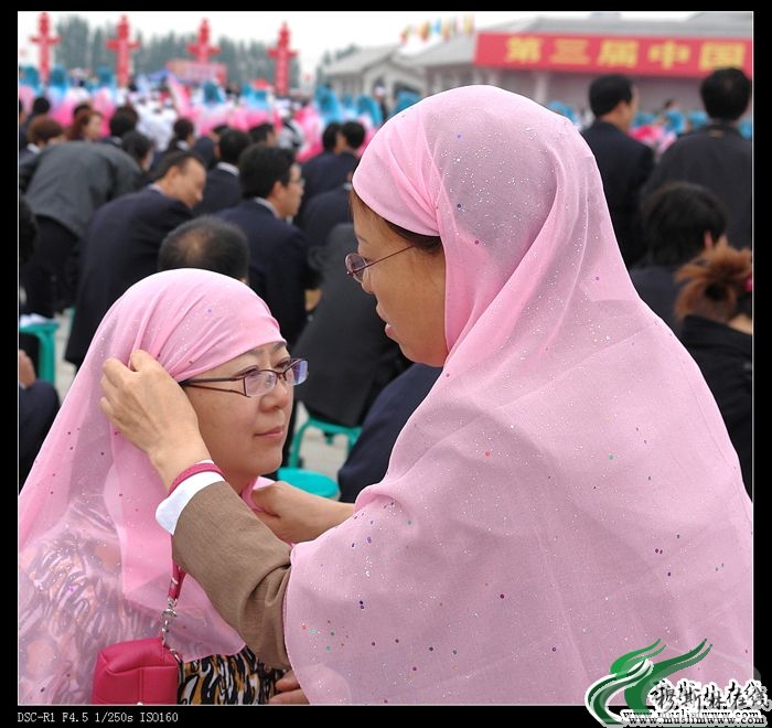 咱姊妹今儿也秀一把穆斯林盖头秀