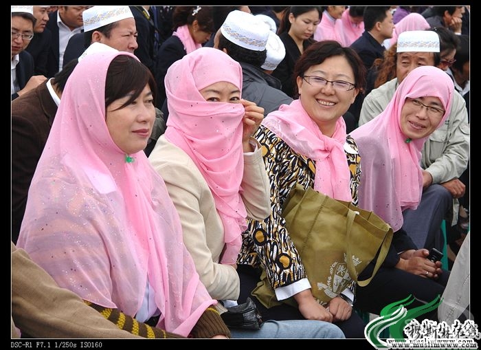 咱姊妹今儿也秀一把穆斯林盖头秀