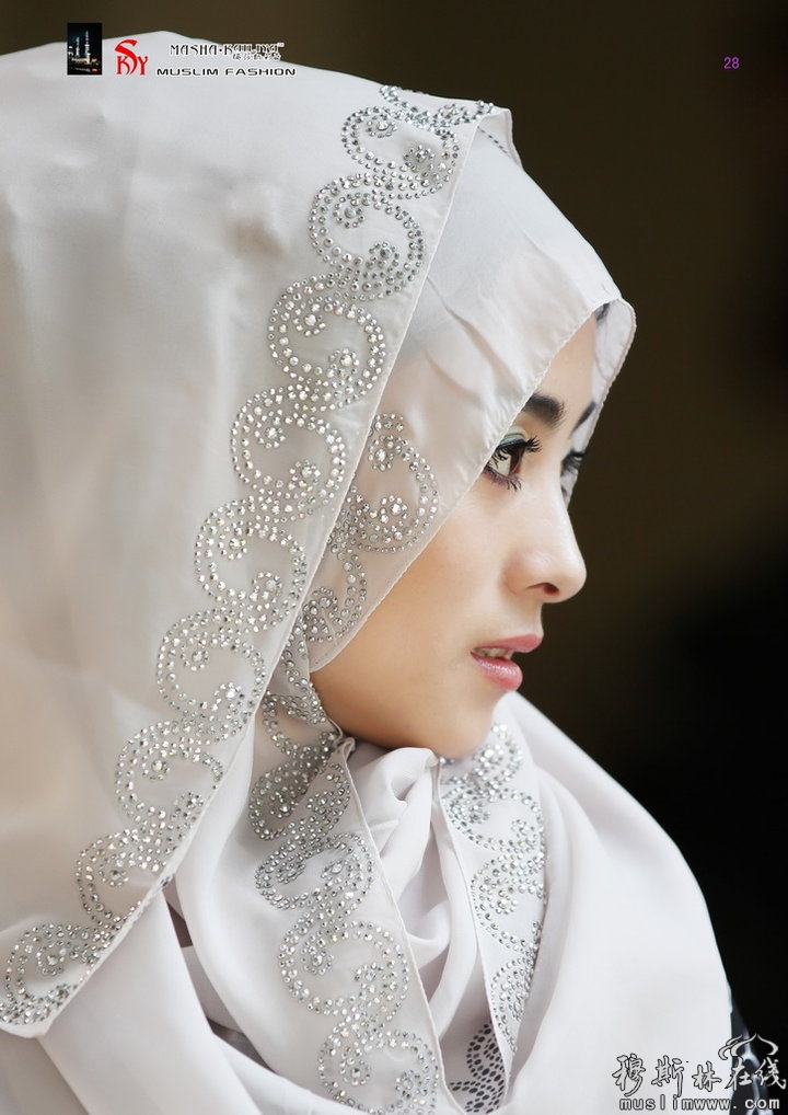 穆斯林少女的时尚服饰  剑峰-视野