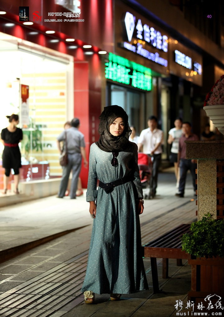 实拍穆斯林少女的服饰 剑峰-视野摄