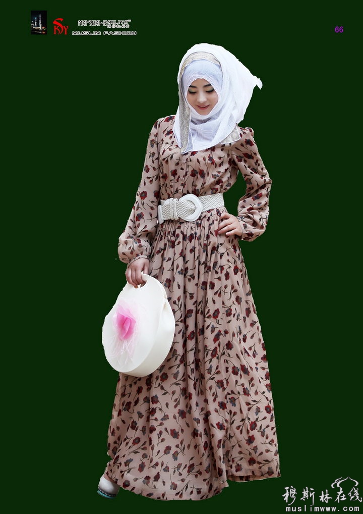 独具特色的穆斯林少女服饰  剑峰-视野摄