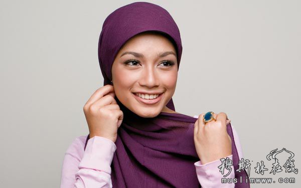 靓丽的伊斯兰五款时尚头巾 