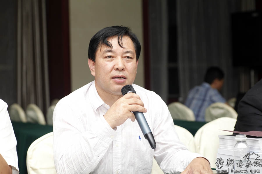2013年8月28日，由中国回族学会和青海回族撒拉族救助会共同举办的，第21次全国回族学研讨会暨第4次全国回族企业家论坛在青海省会议中心盛大开幕。8月29日晚青海省商务厅与浙江青海义乌商会邀请来宁的部分回族企业家代表，在西宁大厦举行座谈会，共话回族企业发展之路。