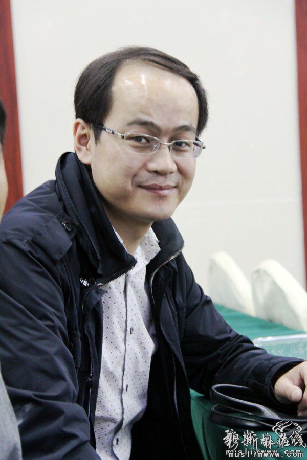 2013年8月28日，由中国回族学会和青海回族撒拉族救助会共同举办的，第21次全国回族学研讨会暨第4次全国回族企业家论坛在青海省会议中心盛大开幕。8月29日晚青海省商务厅与浙江青海义乌商会邀请来宁的部分回族企业家代表，在西宁大厦举行座谈会，共话回族企业发展之路。
