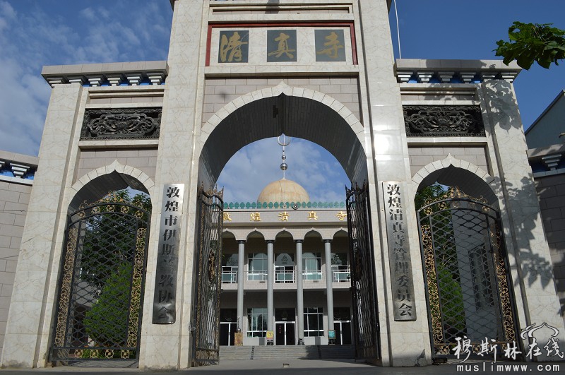吐鲁番几许美丽的清真寺