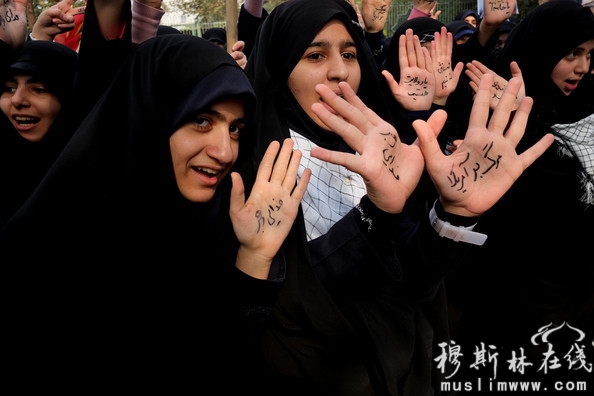 伊朗反美示威游行纪念占领美使馆事件34周年