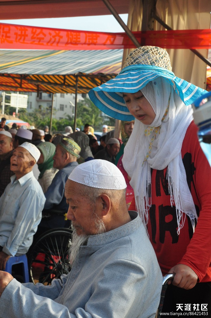 中国最南端的回族—三亚穆斯林举行圣纪纪念活动。海口谷雨 摄  