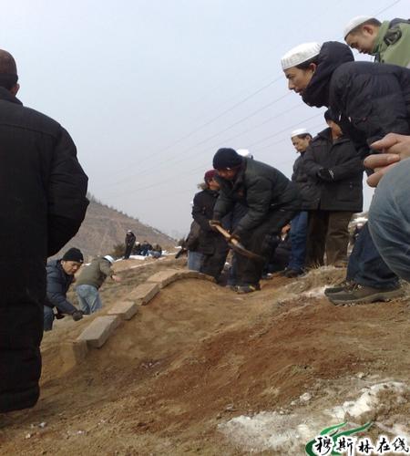 穆斯林著名青年女作家君悦马君意外归真