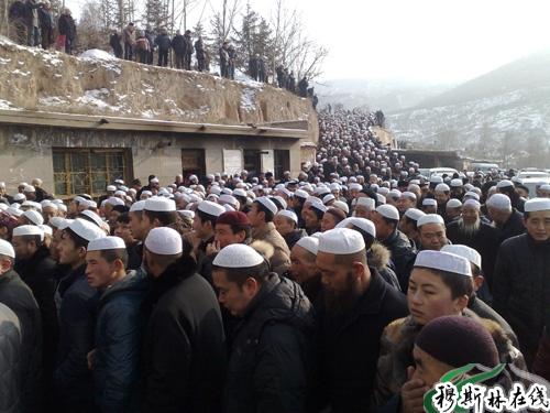 鲜德全阿訇的殡礼在西宁东关清真大寺举行