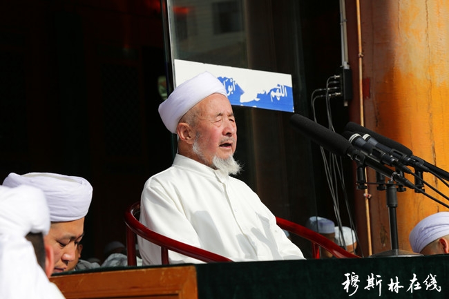 2018年6月15日,青海穆斯林群众迎来了一年一度的开斋节,西宁东关清真